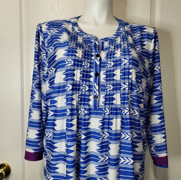 Ice Silk Blue Crew Neck Top Tunic - Picture 2 of 9